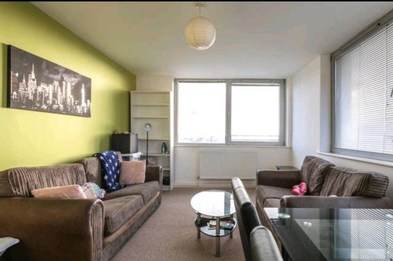 Large 3 Bedrooms In Liverpool City Centre, Free Parking Dış mekan fotoğraf