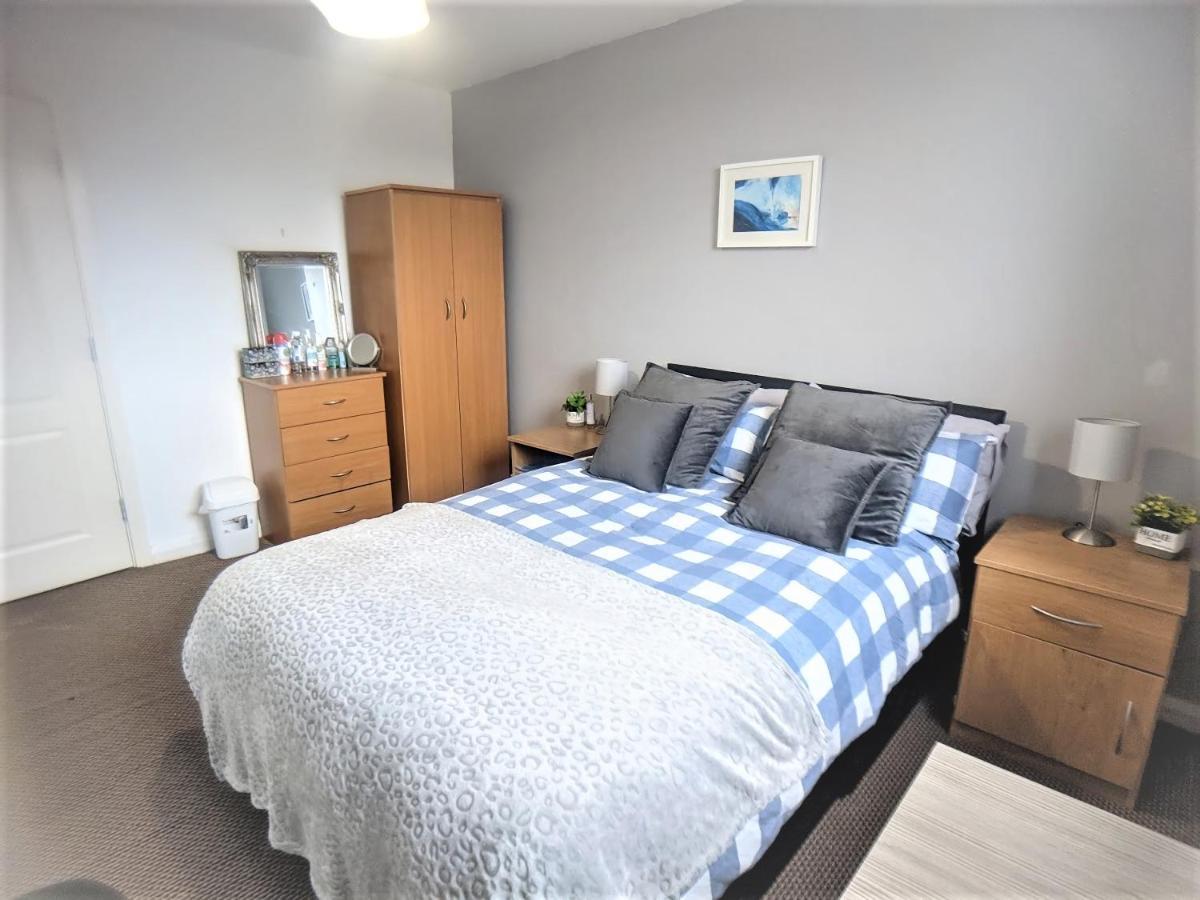 Large 3 Bedrooms In Liverpool City Centre, Free Parking Dış mekan fotoğraf
